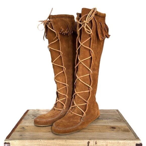 Minnetonka Tan Suede Fringe Moccasins - Picture 1 of 12